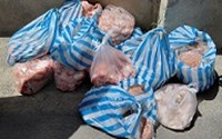 یک کارگاه زیرزمینی تولید همبرگر غیر بهداشتی  توسط  تیم فوریت‌های بهداشتی مرکز بهداشت شهرستان ارومیه کشف و پلمپ گردید